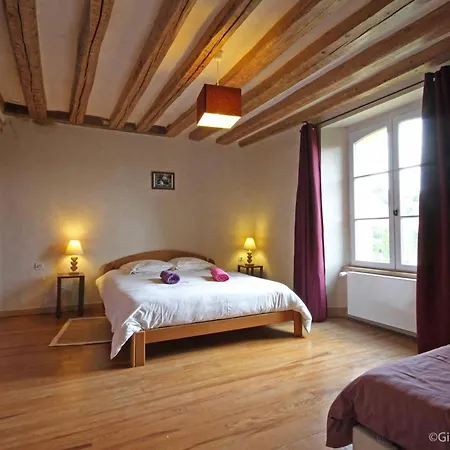 Hébergement de vacances Ancien Presbytère Restauré Avec Jardin Et Wifi à La Gonfrière - Fr-1-497-78