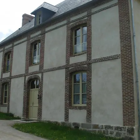 Ancien Presbytère Restauré Avec Jardin Et Wifi à La Gonfrière - Fr-1-497-78 La Gonfriere