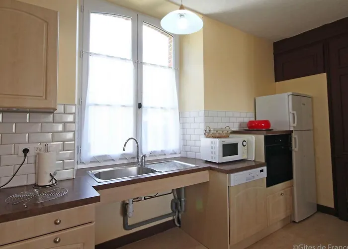 Ancien Presbytere Restaure Avec Jardin Et Wifi A - Fr-1-497-78 Tatil Evi La Gonfriere