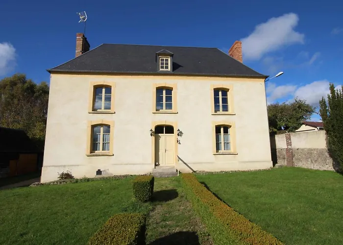 Ancien Presbytere Restaure Avec Jardin Et Wifi A - Fr-1-497-78 *